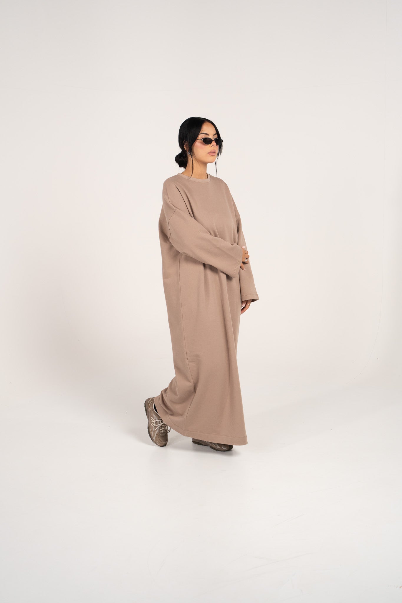Essentielles lattefarbenes Kleid