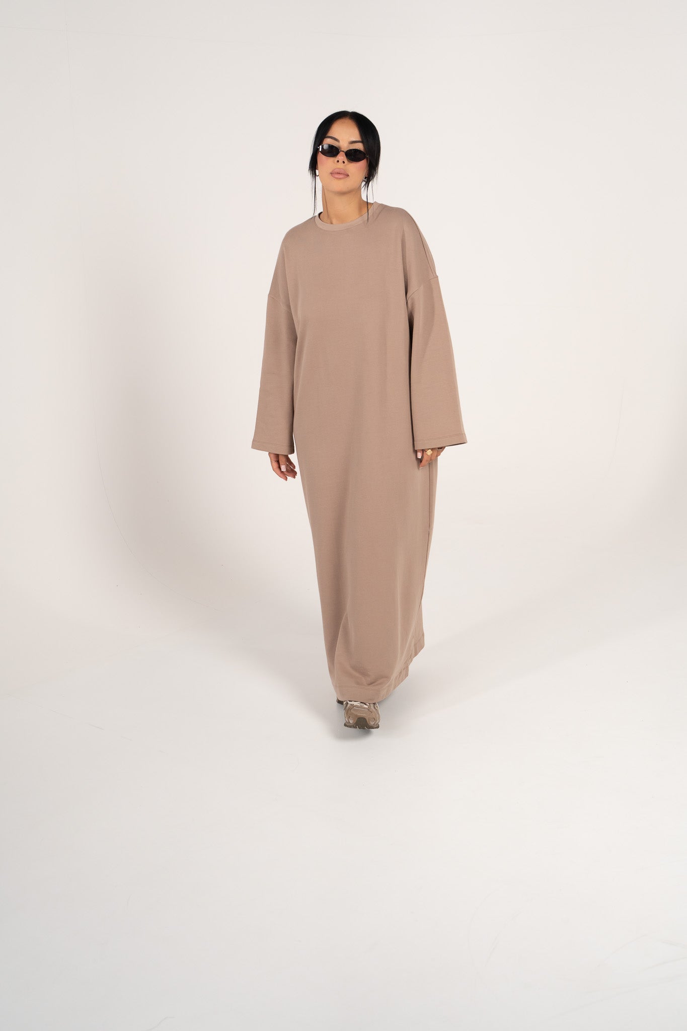 Essentielles lattefarbenes Kleid