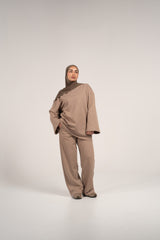 Gerade geschnittene Hose in Latte-Farbe